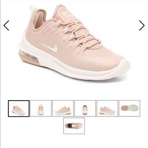 Women’s Nike air max axis